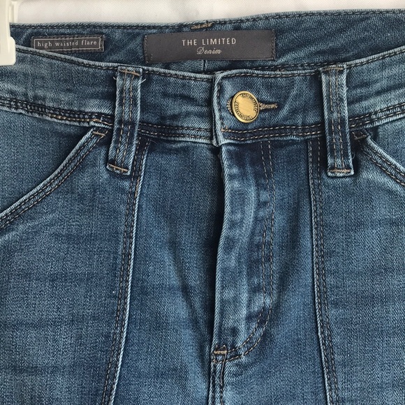 The limited high waisted flare - Picture 3 of 4